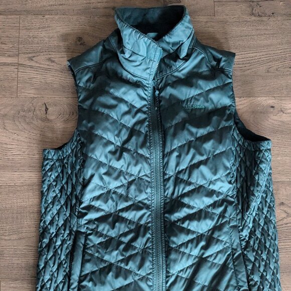 L.L. Bean cozy teal puffer vest - Picture 1 of 6